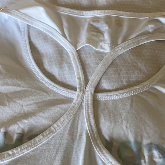 Two champion DuoDry Tank Tops - Picture 7 of 8